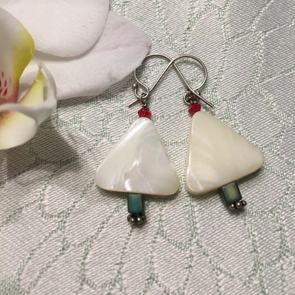 New Christmas tree earrings 🎄 - Picture 2 of 4